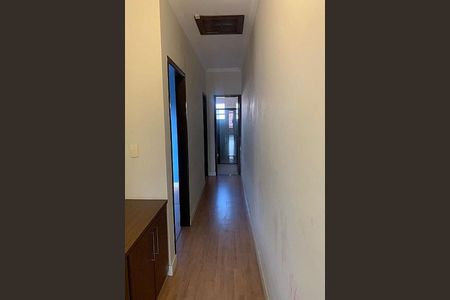 Casa à venda com 183m², 3 quartos e 4 vagas