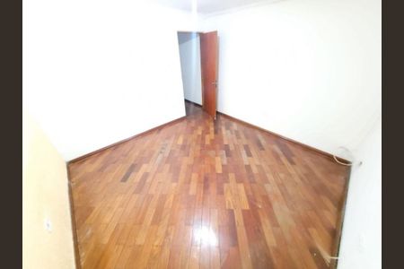 Casa à venda com 3 quartos, 200m² em Jardim Alvorada, Santo André