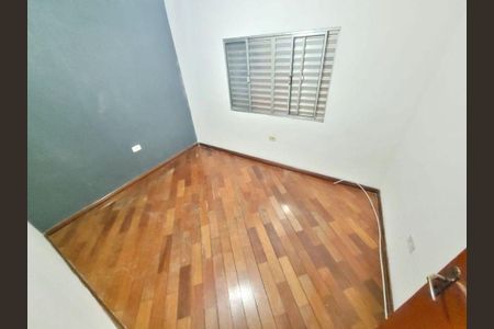Casa à venda com 3 quartos, 200m² em Jardim Alvorada, Santo André