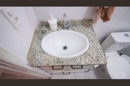Banheiro de apartamento para alugar com 1 quarto, 37m² em Vila Prudente, São Paulo