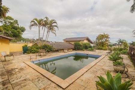 Casa à venda com 500m², 3 quartos e 4 vagas Casa à venda com 500m², 3 quartos e 4 vagasÁrea Externa