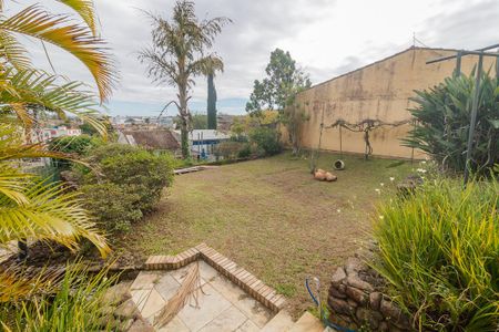 Casa à venda com 500m², 3 quartos e 4 vagas Casa à venda com 500m², 3 quartos e 4 vagasÁrea Externa