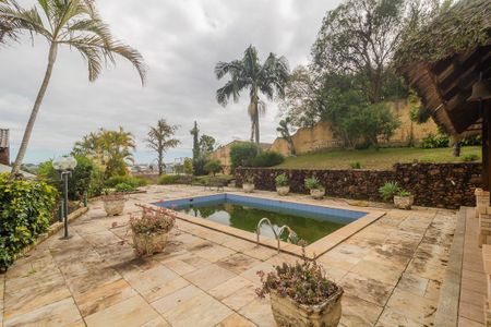Casa à venda com 500m², 3 quartos e 4 vagas Casa à venda com 500m², 3 quartos e 4 vagasÁrea Externa