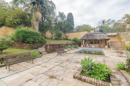 Casa à venda com 500m², 3 quartos e 4 vagas Casa à venda com 500m², 3 quartos e 4 vagasÁrea Externa