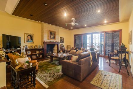 Sala 2  de casa à venda com 3 quartos, 500m² em Glória, Porto Alegre