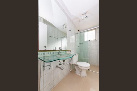 Apartamento à venda com 85m², 3 quartos e 2 vagas Apartamento à venda com 85m², 3 quartos e 2 vagasBanheiro Social