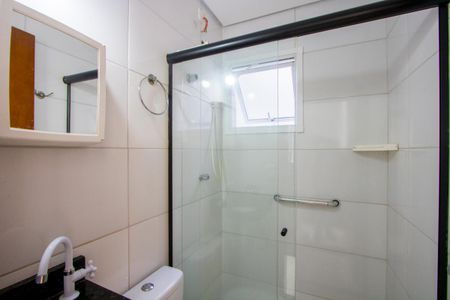 Casa à venda com 160m², 3 quartos e 4 vagas Casa à venda com 160m², 3 quartos e 4 vagasBanheiro 2