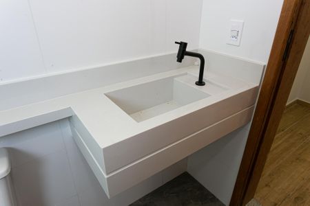 Casa à venda com 121m², 3 quartos e 3 vagasBanheiro da Suíte 3