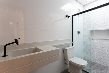 Casa à venda com 121m², 3 quartos e 3 vagasBanheiro da Suíte 1