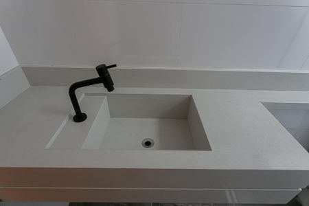 Casa à venda com 121m², 3 quartos e 3 vagasBanheiro da Suíte 1