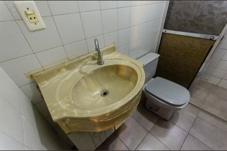 Apartamento à venda com 49m², 2 quartos e 1 vaga Apartamento à venda com 49m², 2 quartos e 1 vagaBanheiro