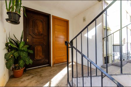 Apartamento à venda com 49m², 2 quartos e 1 vaga Apartamento à venda com 49m², 2 quartos e 1 vagaEntrada