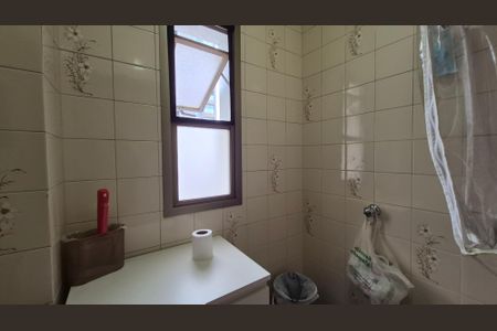 Apartamento à venda com 135m², 3 quartos e 2 vagasBanheiro de Serviço