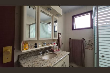 Apartamento à venda com 135m², 3 quartos e 2 vagasBanheiro do Quarto 2