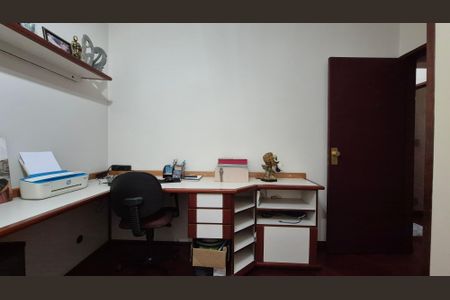 Apartamento à venda com 135m², 3 quartos e 2 vagasQuarto 3