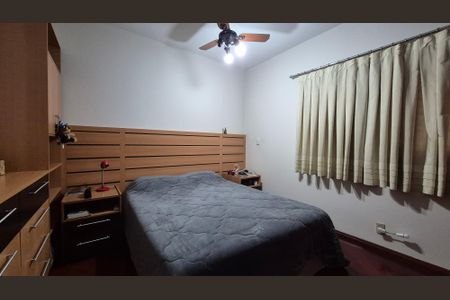 Apartamento à venda com 135m², 3 quartos e 2 vagasQuarto 2