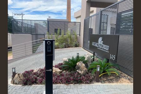Casa à venda com 260m², 3 quartos e 2 vagas Casa à venda com 260m², 3 quartos e 2 vagasFotos da entrada do condominio