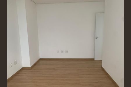 Casa à venda com 260m², 3 quartos e 2 vagas Casa à venda com 260m², 3 quartos e 2 vagasSuite
