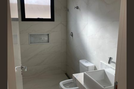 Casa à venda com 260m², 3 quartos e 2 vagas Casa à venda com 260m², 3 quartos e 2 vagasSuite