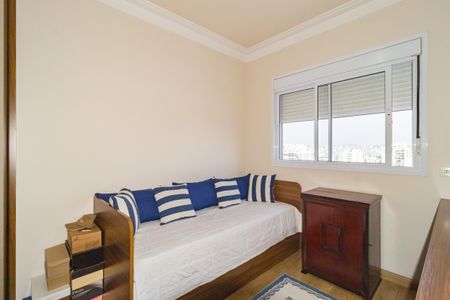 Apartamento à venda com 160m², 3 quartos e 3 vagasQuarto