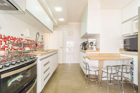 Apartamento à venda com 160m², 3 quartos e 3 vagasCozinha