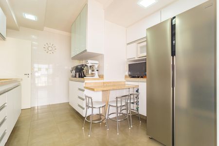 Apartamento à venda com 160m², 3 quartos e 3 vagasCozinha