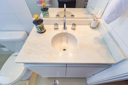 Apartamento à venda com 160m², 3 quartos e 3 vagasDetalhe Banheiro - Suíte 1