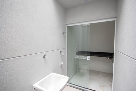 Casa à venda com 52m², 2 quartos e 1 vagaÁrea de Serviço