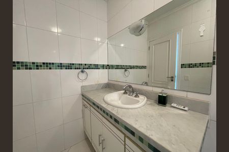 Casa de condomínio para alugar com 500m², 6 quartos e 8 vagas Casa de condomínio para alugar com 500m², 6 quartos e 8 vagasBanheiro Suíte 1