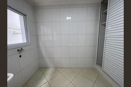 Casa de condomínio para alugar com 500m², 6 quartos e 8 vagas Casa de condomínio para alugar com 500m², 6 quartos e 8 vagasÁrea de Serviço