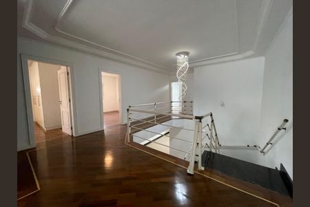 Casa de condomínio para alugar com 500m², 6 quartos e 8 vagas Casa de condomínio para alugar com 500m², 6 quartos e 8 vagasSala 2