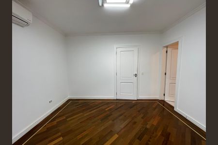 Casa de condomínio para alugar com 500m², 6 quartos e 8 vagas Casa de condomínio para alugar com 500m², 6 quartos e 8 vagasQuarto 1