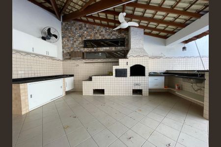 Casa de condomínio para alugar com 500m², 6 quartos e 8 vagas Casa de condomínio para alugar com 500m², 6 quartos e 8 vagasChurrasqueira