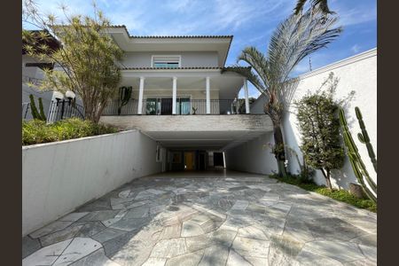 Casa de condomínio para alugar com 500m², 6 quartos e 8 vagas Casa de condomínio para alugar com 500m², 6 quartos e 8 vagasGaragem