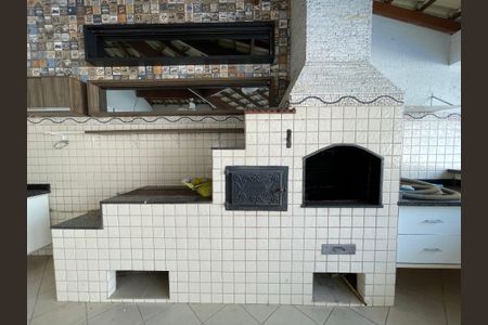 Casa de condomínio para alugar com 500m², 6 quartos e 8 vagas Casa de condomínio para alugar com 500m², 6 quartos e 8 vagasChurrasqueira