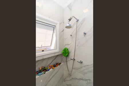 Casa à venda com 298m², 3 quartos e 3 vagas Casa à venda com 298m², 3 quartos e 3 vagasBanheiro da Suíte 1