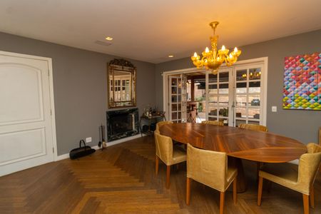 Casa à venda com 298m², 3 quartos e 3 vagas Casa à venda com 298m², 3 quartos e 3 vagasSala de Jantar