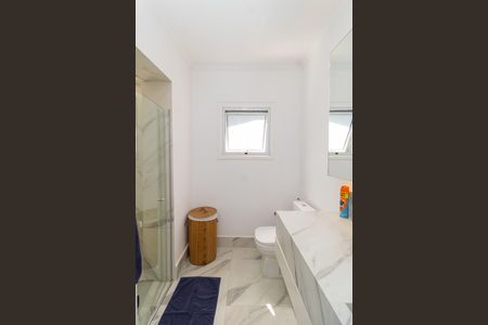 Casa à venda com 298m², 3 quartos e 3 vagas Casa à venda com 298m², 3 quartos e 3 vagasBanheiro da Suíte 2