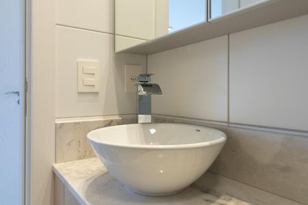 Apartamento à venda com 73m², 3 quartos e 2 vagas Apartamento à venda com 73m², 3 quartos e 2 vagasBanheiro Social