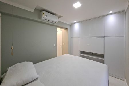 Apartamento para alugar com 151m², 3 quartos e 3 vagas Apartamento para alugar com 151m², 3 quartos e 3 vagasSuite
