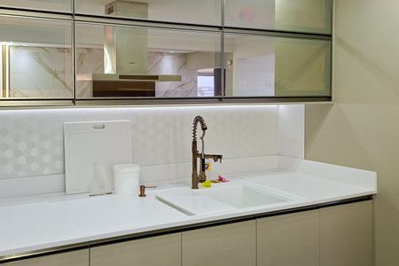 Apartamento para alugar com 151m², 3 quartos e 3 vagas Apartamento para alugar com 151m², 3 quartos e 3 vagasCozinha