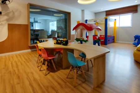 Apartamento para alugar com 151m², 3 quartos e 3 vagas Apartamento para alugar com 151m², 3 quartos e 3 vagasBrinquedoteca