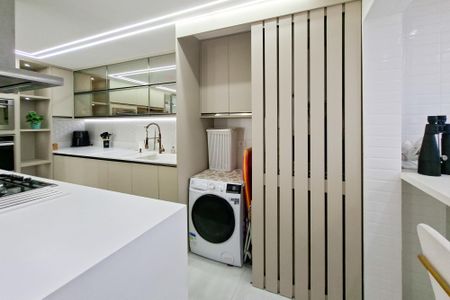 Apartamento para alugar com 151m², 3 quartos e 3 vagas Apartamento para alugar com 151m², 3 quartos e 3 vagasÁrea de Serviço