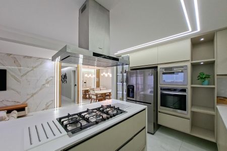 Apartamento para alugar com 151m², 3 quartos e 3 vagas Apartamento para alugar com 151m², 3 quartos e 3 vagasCozinha