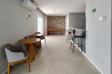 Apartamento para alugar com 151m², 3 quartos e 3 vagas Apartamento para alugar com 151m², 3 quartos e 3 vagasÁrea comum - Salão de festas