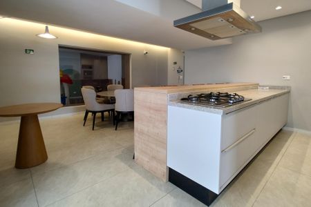Apartamento para alugar com 151m², 3 quartos e 3 vagas Apartamento para alugar com 151m², 3 quartos e 3 vagasÁrea comum - Salão de festas
