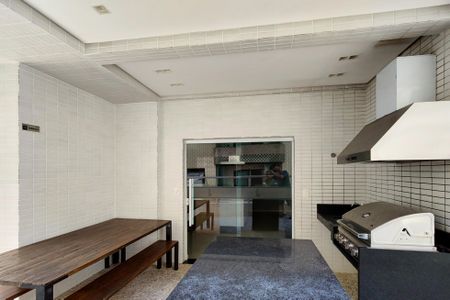 Apartamento para alugar com 151m², 3 quartos e 3 vagas Apartamento para alugar com 151m², 3 quartos e 3 vagasÁrea comum - Churrasqueira