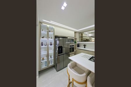 Apartamento para alugar com 151m², 3 quartos e 3 vagas Apartamento para alugar com 151m², 3 quartos e 3 vagasCozinha