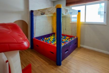 Apartamento para alugar com 151m², 3 quartos e 3 vagas Apartamento para alugar com 151m², 3 quartos e 3 vagasBrinquedoteca