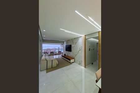 Apartamento para alugar com 151m², 3 quartos e 3 vagas Apartamento para alugar com 151m², 3 quartos e 3 vagasSala